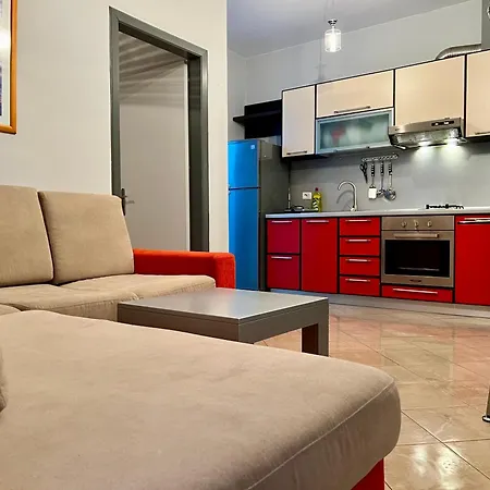 Apartment Pleasure Golem (Tirana)